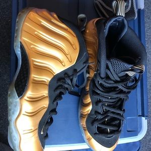 Men’s Authentic Metallic Foamposite